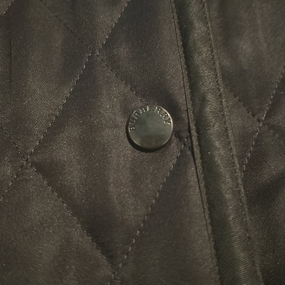Authentic Burberry quilted jacket size 8 - Picture 2 of 4